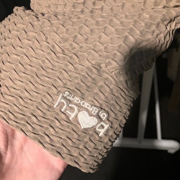 Booty by Brabants croco Tan Textured Bottoms - Picture 2 of 4